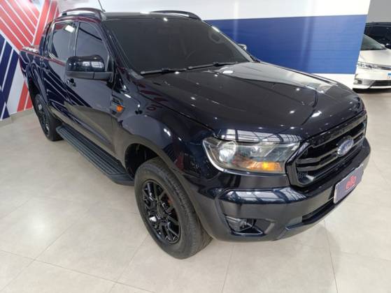 FORD RANGER 2.2 BLACK 4X2 CD 16V DIESEL 4P AUTOMÁTICO